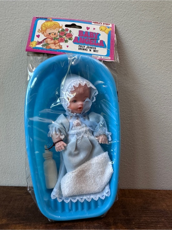Andra's Stuff Other - Vtg 1980s Baby Angela Doll In Bathtub Drinks N Wet New In Package Andras Stuff